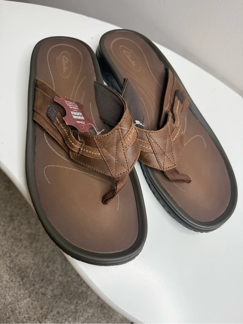 Clarks Men’s Brown Leather Thong Sandals